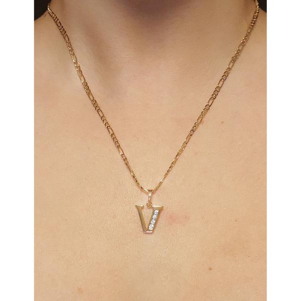 Cadena y dije de oro laminado letra "V"