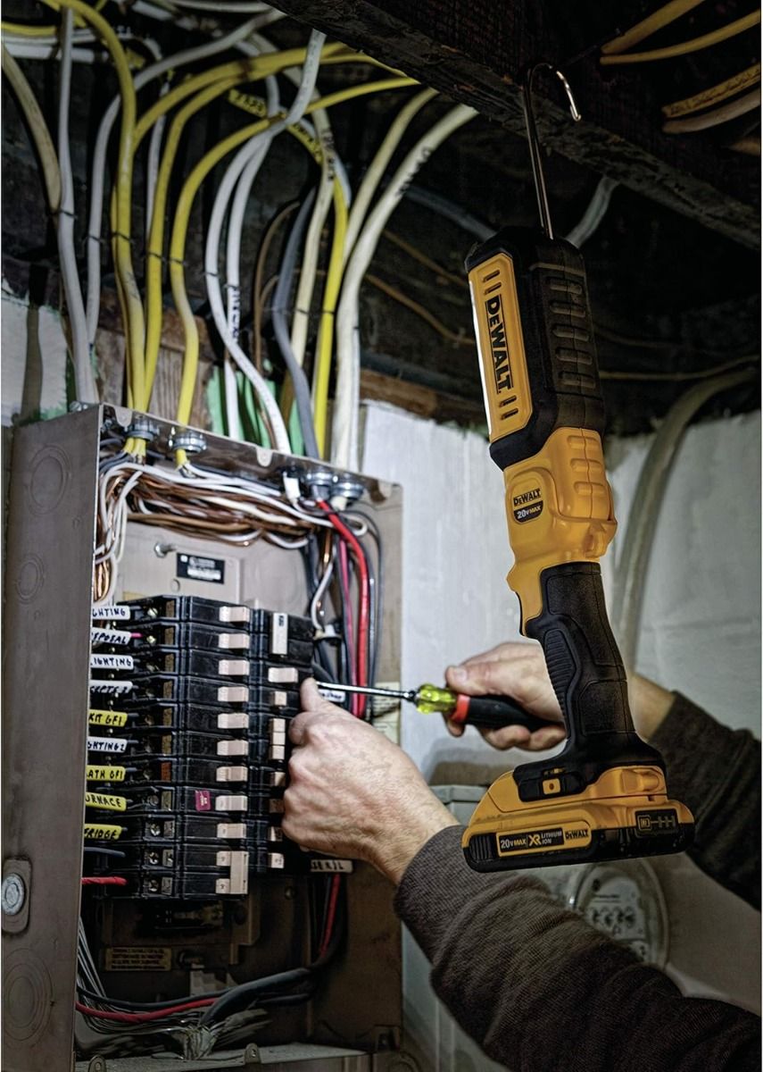 Lampara Portátil 20V DCL050 DeWalt 