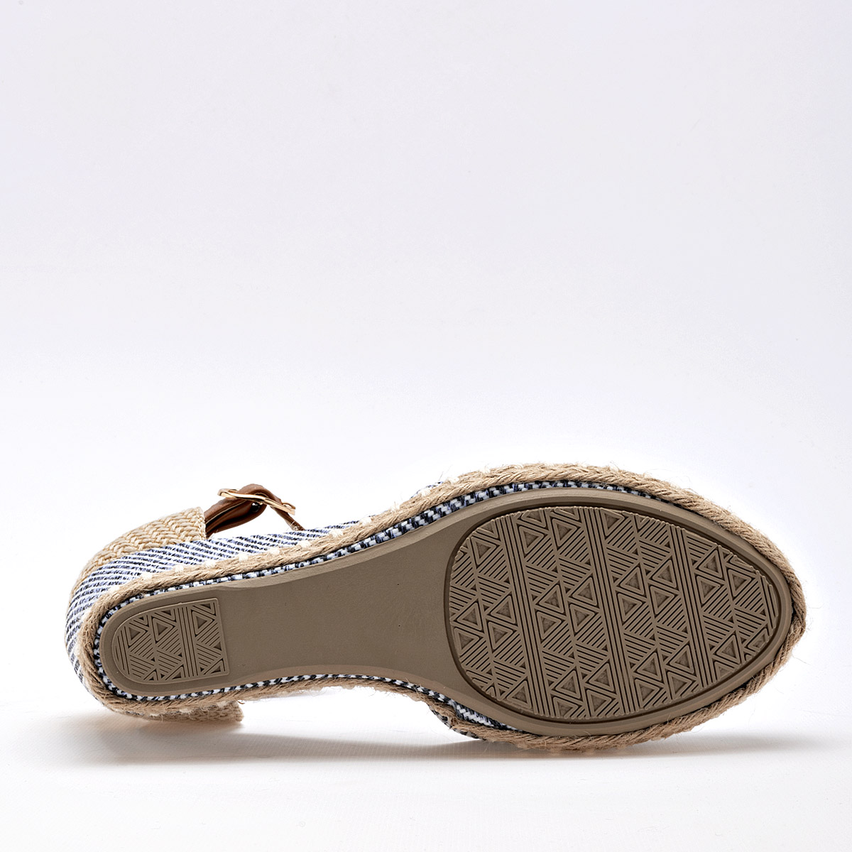 SANDALIA PLATAFORMA 7 CM AJUSTE PULSERA BEEN CLASS PARA MUJER EN CURRY COLOR GRIS MULTICOLOR 18847