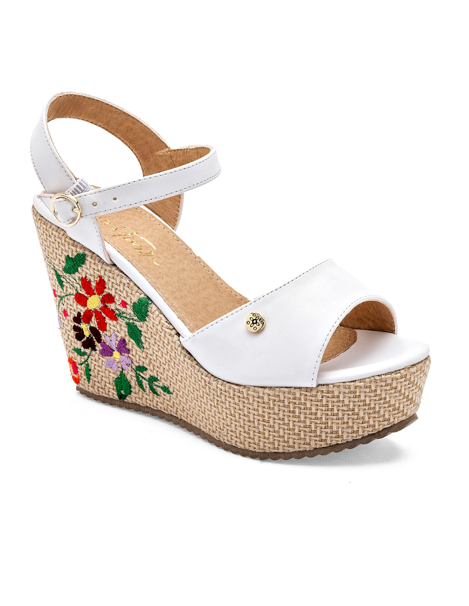 sandalia con plataforma color blanco