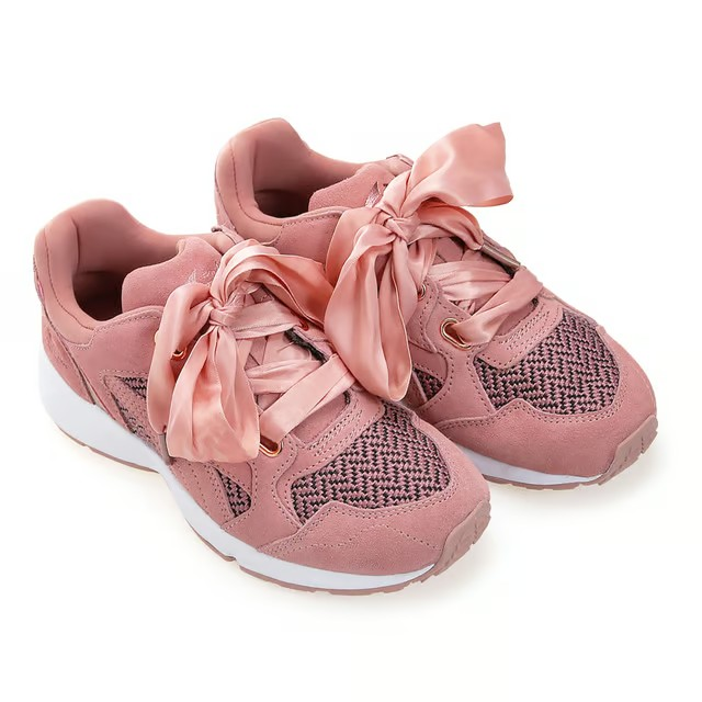 Tenis Puma Prevail Heart MU Womens Pink Trainers