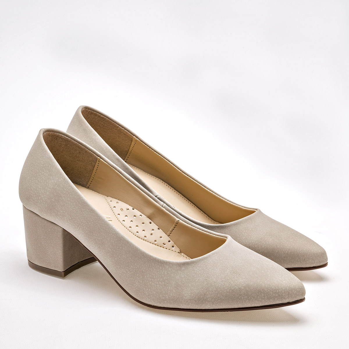 BEEN CLASS 18568 ZAPATILLA TACON 5 CM MUJER CASUAL COLOR BEIGE