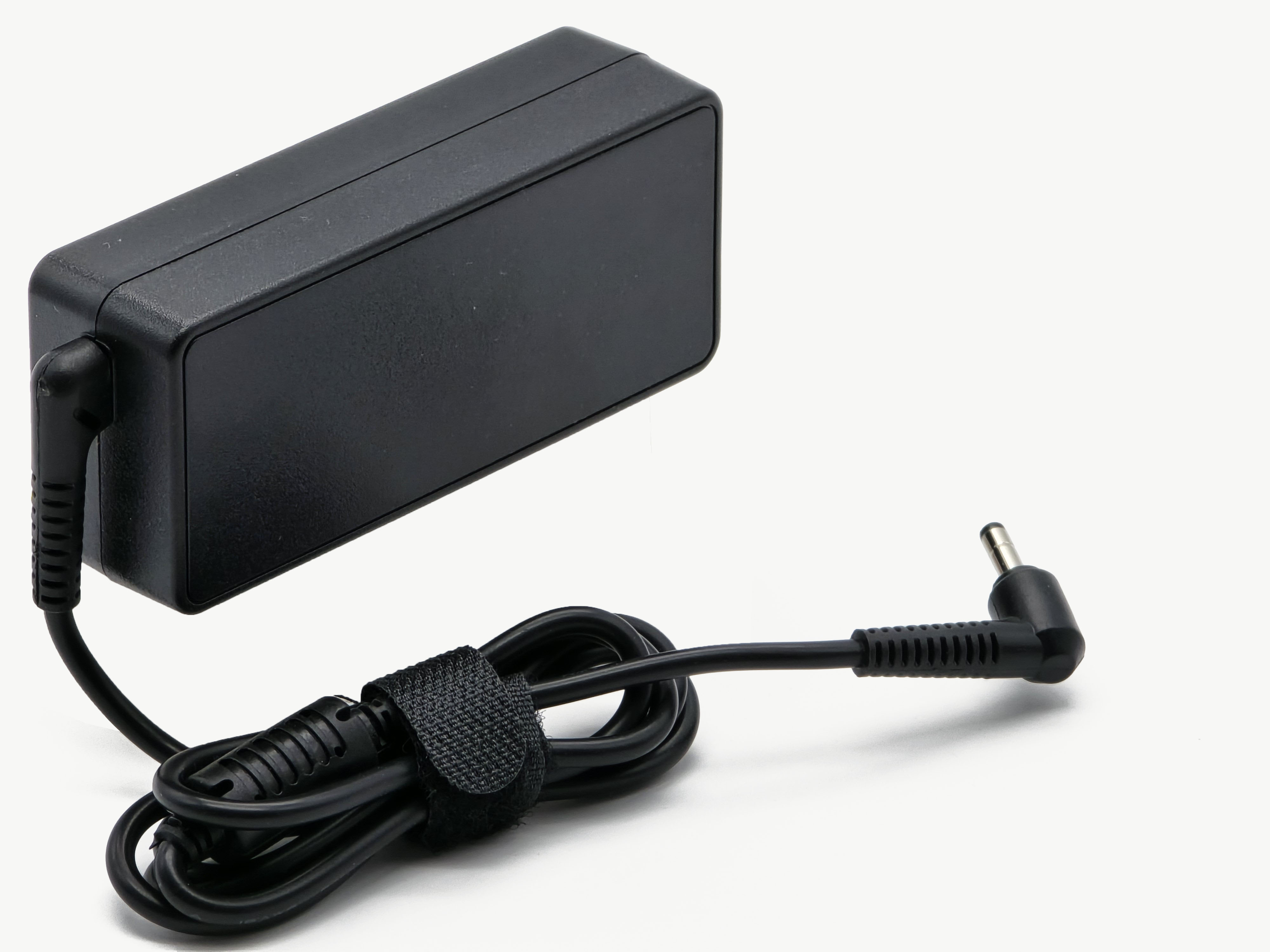 Cargador Compatible con Lenovo 20v 2.25a 4.0*1.7mm