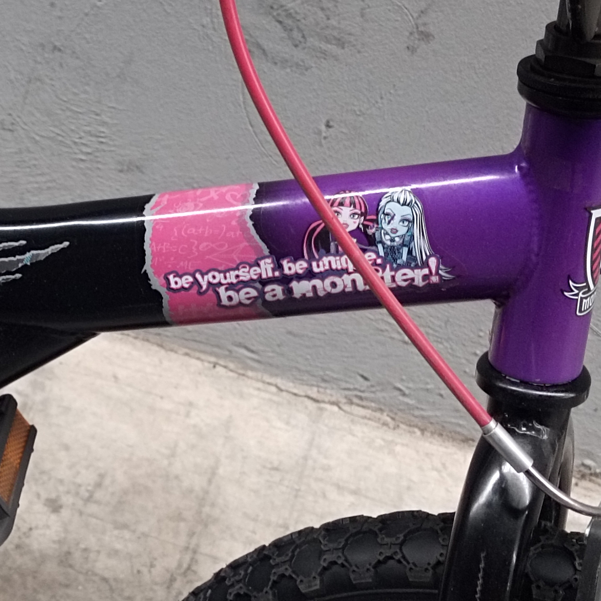Bicicleta Veloci Reacondicionado Monster High R16 Negro