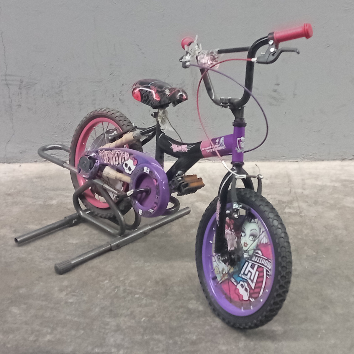 Bicicleta Veloci Reacondicionado Monster High R16 Negro