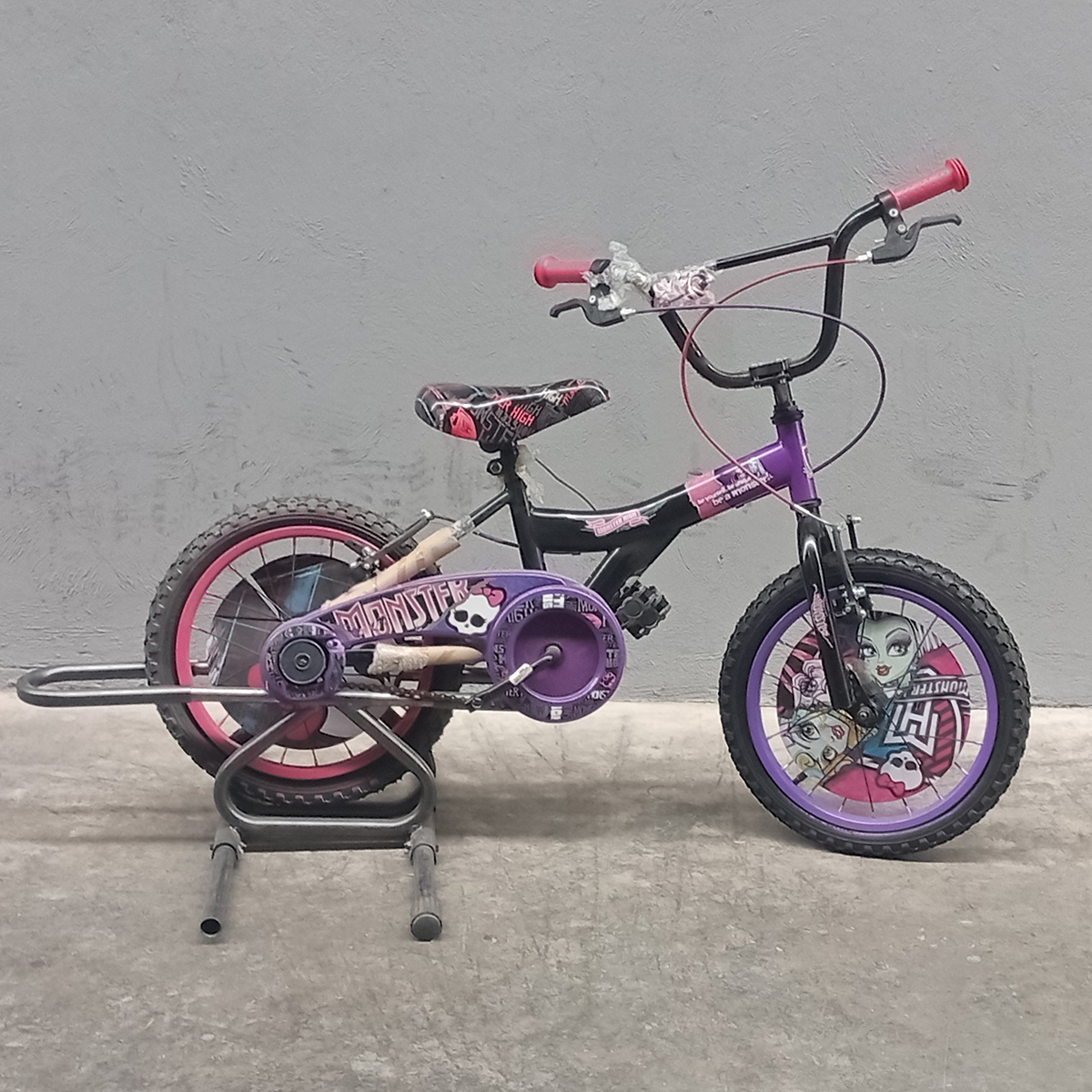 Bicicleta Veloci Reacondicionado Monster High R16 Negro