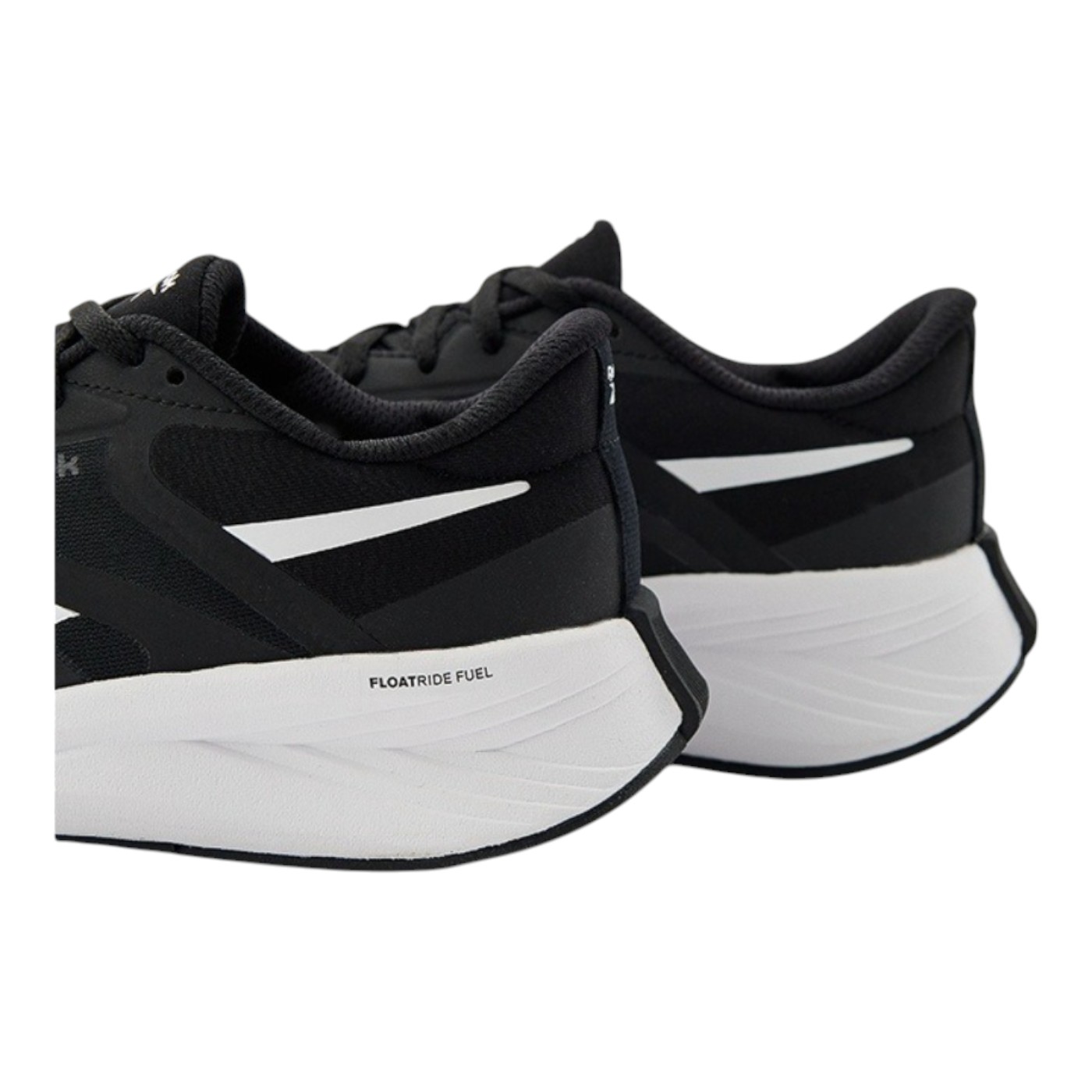 TENIS R E E B O K MUJER NEGRO R E E B O K ENERGEN TECH PLUS 2 100204835