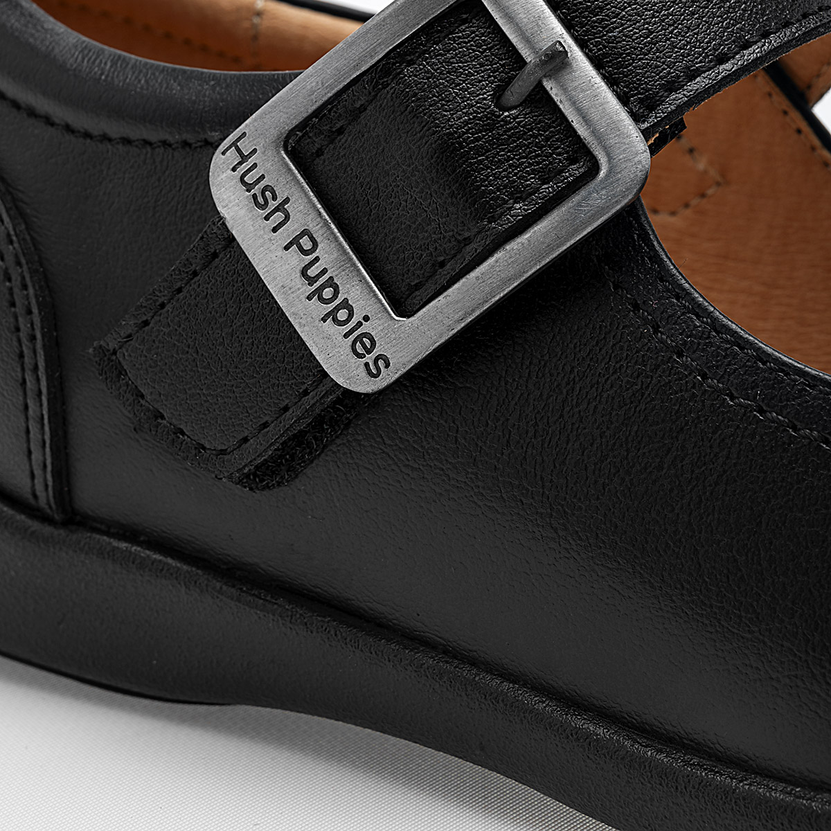 HUSH PUPPIES KIDS HP01620 MUJER ZAPATO ESCOLAR EN PIEL COLOR NEGRO