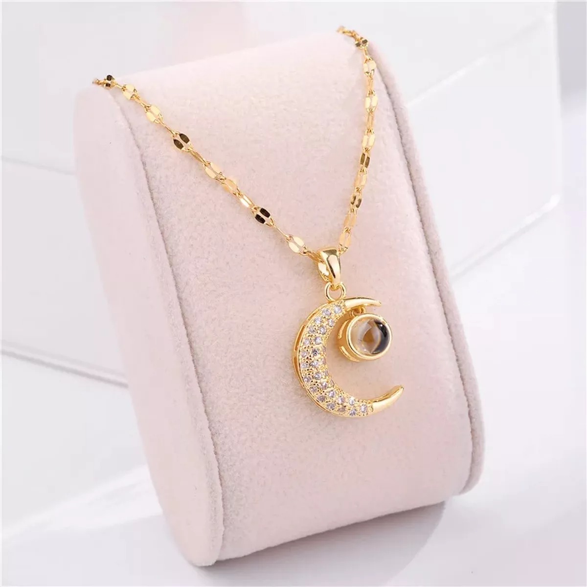 Collar dije de luna proyector te amo en 100 idiomas para mujer chapada en oro de 18k