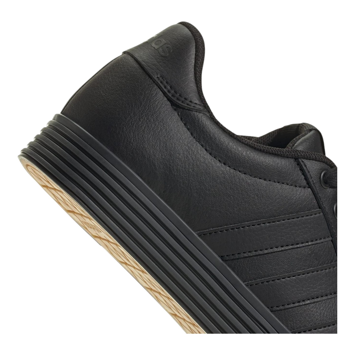 TENIS A D I D A S HOMBRE NEGRO A D I D A S DAILY 4.0 JP5280