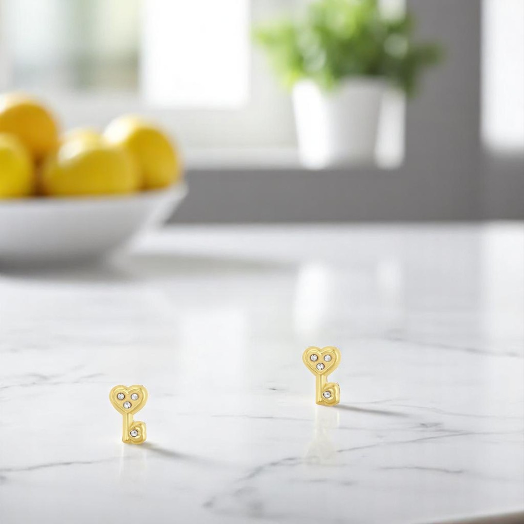Broquel Corazón En Forma De Llave En Oro De 10 K + Obsequio.