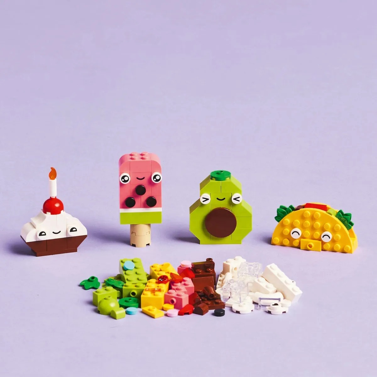 LEGO® Classic Amigos Nutritivos Creativos 11039; Juguete para niños y niñas desde 4 años; surtido de bricks y piezas especiales, como ojos, bocas y elementos decorativos