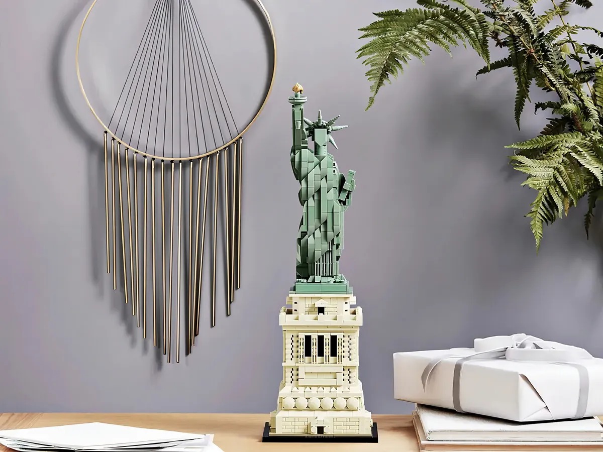 Kit Lego Architecture Estatua De La Libertad 21042 +16 Años