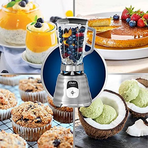 Oster® Licuadora clásica cromada 2 velocidades vaso de vidrio BLST4127013