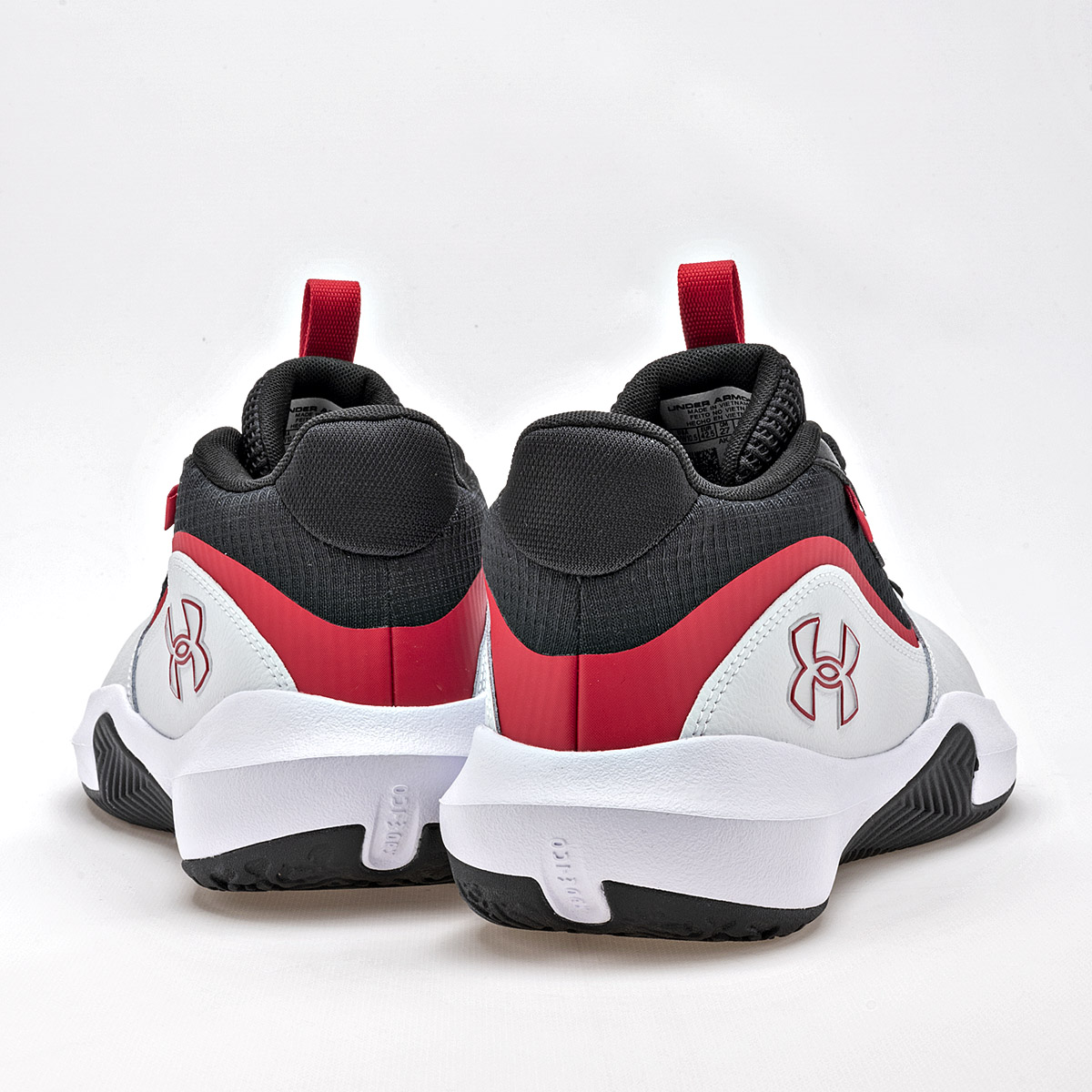 UNDER ARMOUR UA Lockdown 7 TENIS HOMBRE DEPORTIVO COLOR GRIS NEGRO ROJO