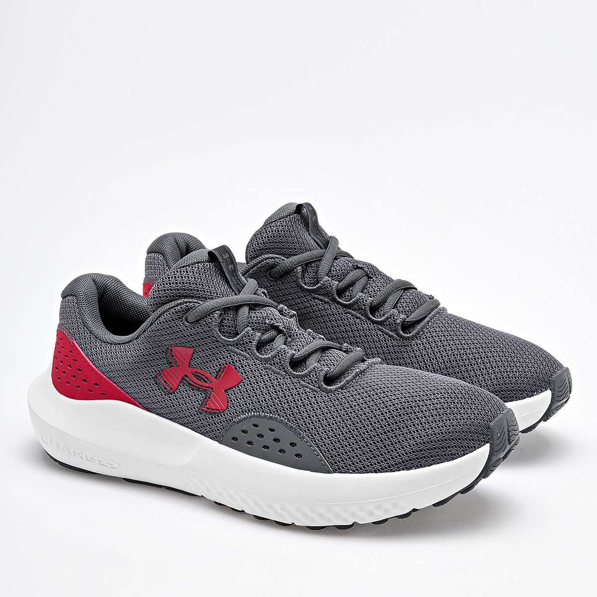 UNDER ARMOUR UA Charged Surge 4 TENIS HOMBRE DEPORTIVO COLOR GRIS ROJO