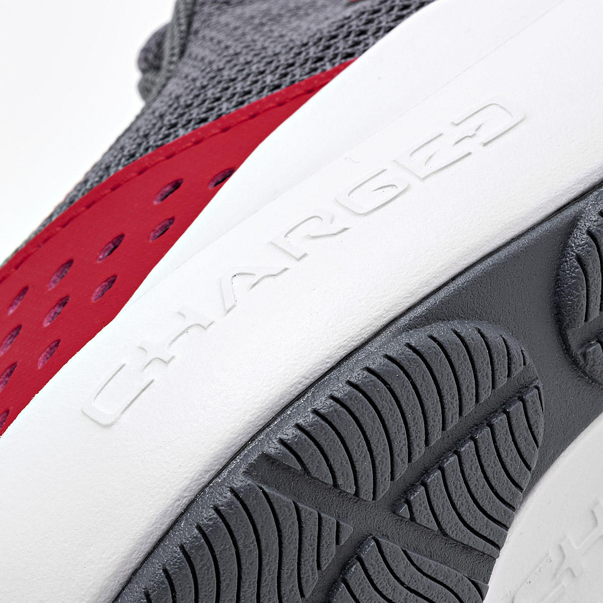 UNDER ARMOUR UA Charged Surge 4 TENIS HOMBRE DEPORTIVO COLOR GRIS ROJO