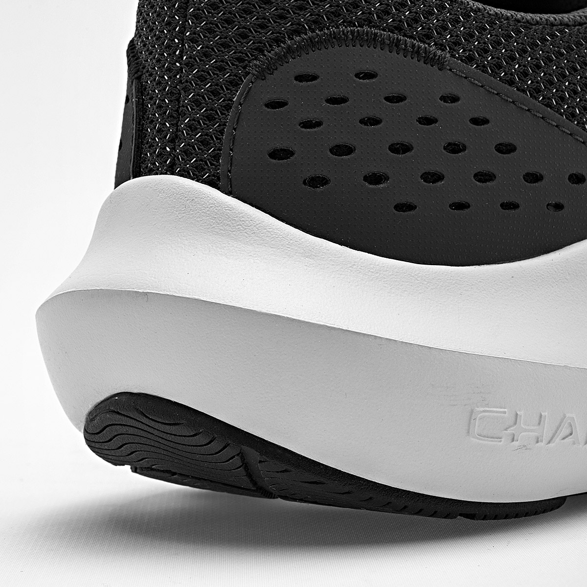 UNDER ARMOUR UA Charged Surge 4 TENIS HOMBRE DEPORTIVO COLOR NEGRO