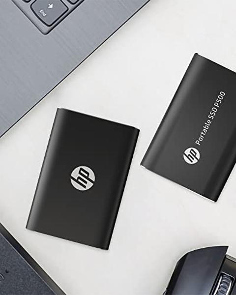 Crucial X9 Pro 1TB Portable SSD, Up to 1050MB/s Read & Write, 3.2 USB-C, External Solid State Drive, Durable Storage for PC & Mac, for Content Creators & Videogaphers, Silver - ‎CT