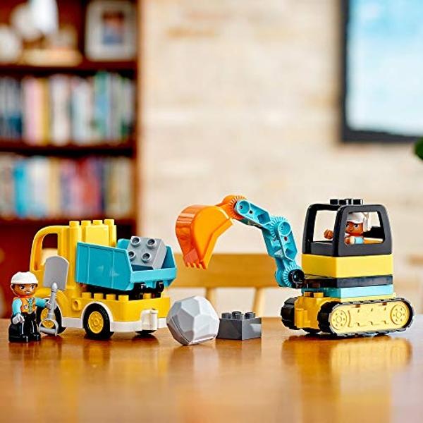 LEGO Speed Champions Lotus Evija 76907 Race Car Toy Model for Kids, Collectible Set with Racing Driver Minifigure