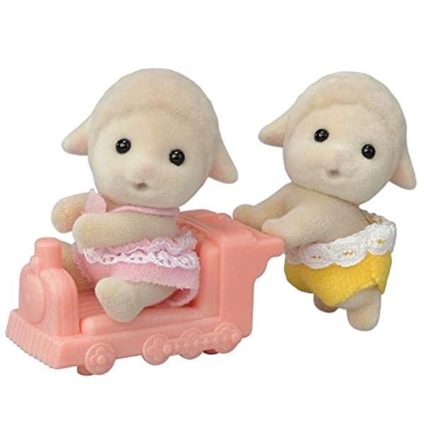 Calico Critters Town Series Grand Department Store Gift Set, 3 - 8 years, Fashion Dollhouse Playset, Figure, Furniture and Accessories Included