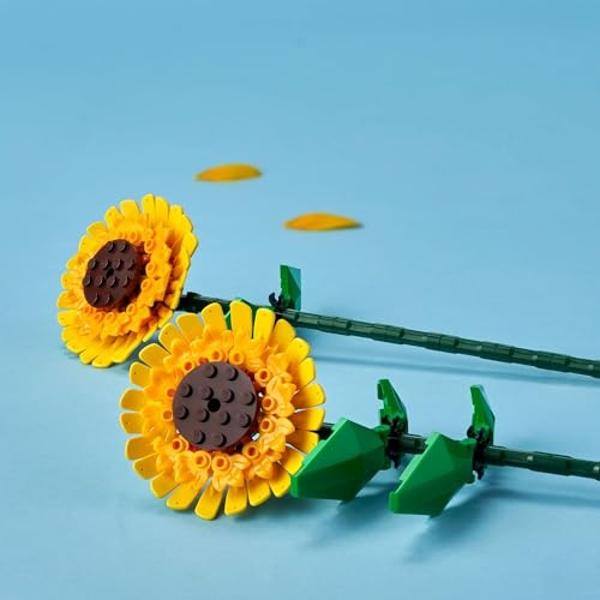 LEGO Sunflowers - Building Toy for Kids, Girls and Boys Ages 8+ - Artificial Sunflowers for Home Decor and Display - Gift for Her and Him - 40524