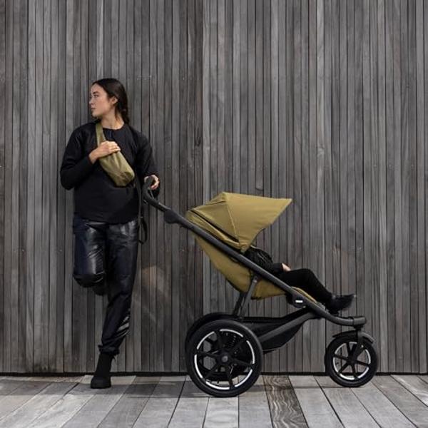 Thule Urban Glide 3 Single Child All-Terrain Stroller, Full-Suspension System, Air-Filled Tires, Upright seat with Adjustable Recline and Built-in legrest, Black