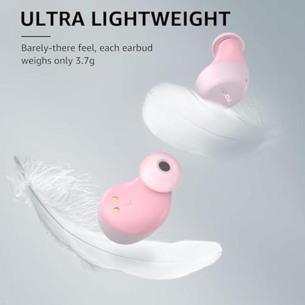 Apple EarPods Headphones with USB-C Plug, Wired Ear Buds with Built-in Remote to Control Music, Phone Calls, and Volume