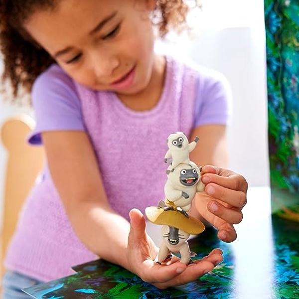Disney Store Official Raya Princess Story Doll 11 Inches, Includes Coloring Book and Additional Dress, Classic Outfit, Toys for Girls