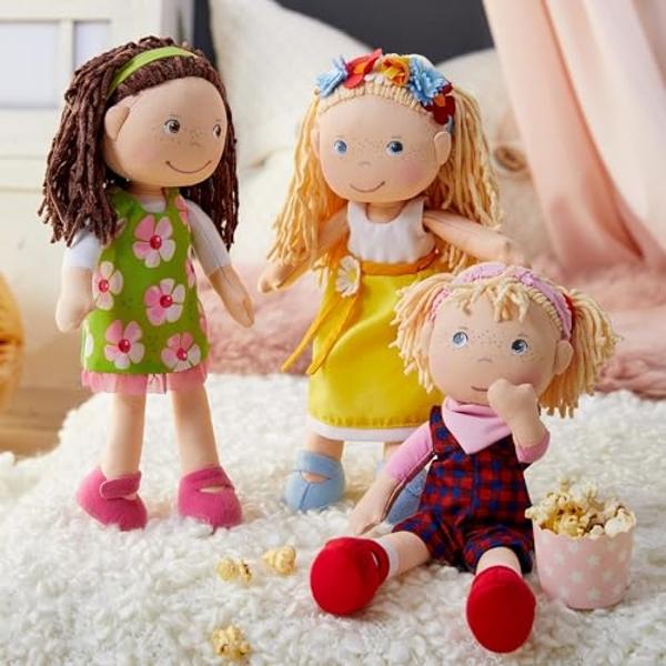 Mattel Disney Descendants: The Rise of Red Doll & Playset, The Sorcerer’s Cookbook with Princess Chloe Charming, Daughter of Cinderella, Mix for Surprise