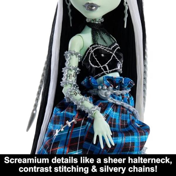 Monster High Doll, Frankie Stein Stitched in Style Fashion Collectible, Blue Plaid Couture Gown & Sewing-Inspired Accessories (Amazon Exclusive)