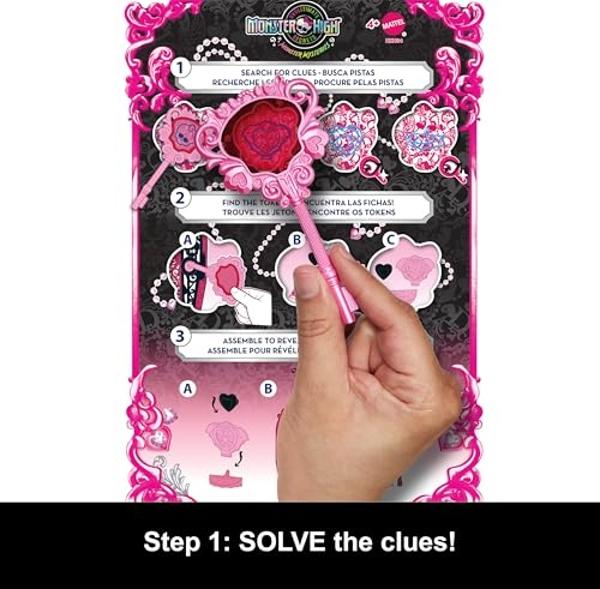 Monster High Skulltimate Secrets Doll & Accessories Set, Monster Mysteries Draculaura with Dress-Up Closet & 19+ Surprises Including Clothes