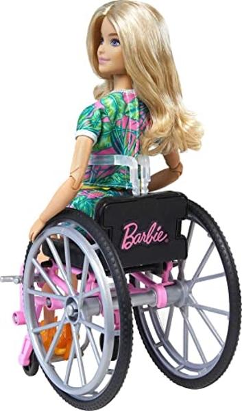 Barbie Fashionistas Doll #165 with Wheelchair & Ramp, Wavy Blonde Hair & Tropical-Print Outfit with Accessories (Amazon Exclusive)