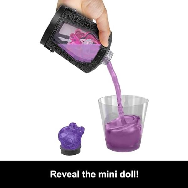 Monster High Potions Mini Dolls and Accessories, Surprise 3-inch Character Figures in Display Bottle with Water Reveal & Charms (Characters May Vary)