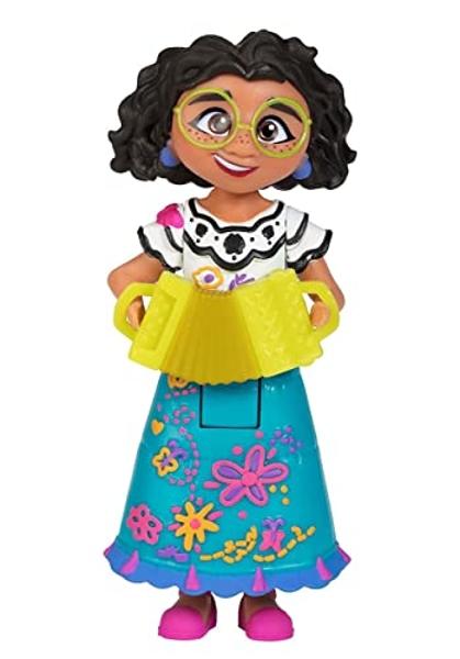 Disney Encanto Doll Figures, The Madrigal Family 6-Pack Set Each with an Accessory - Great to Play with The Casa Madrigal