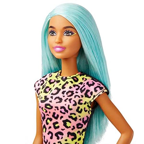 Barbie Careers Fashion Doll & Accessories, Makeup Artist with Teal Hair & Art Pieces Including Palette & Brush