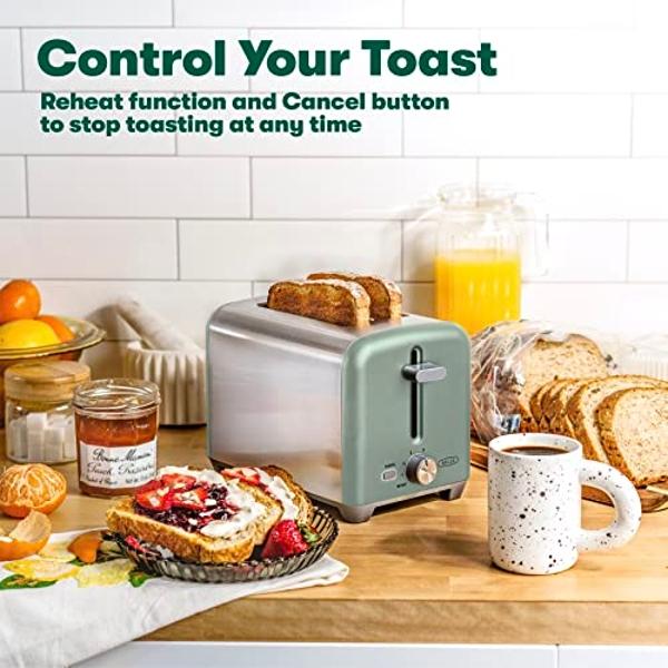 West Bend Microwave Oven 700-Watts Countertop Compact Footprint with 6 Pre Cooking Settings, Speed Defrost, Electronic Control Panel and Glass Turntable Perfect for Small Spaces, 0