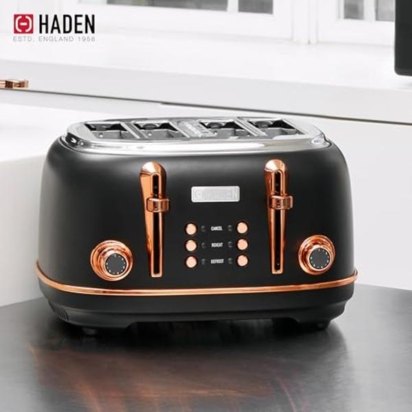 Oster 4 Slice Touchscreen Toaster, Digital Countdown Timer, 6 Shade Settings, Easy Touch Technology, Bagel/Reheat/Frozen Modes, Stainless Steel