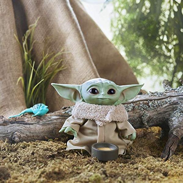STAR WARS The Child Talking Plush Toy with Character Sounds and Accessories, The Mandalorian Toy for Kids Ages 3 and Up, Green