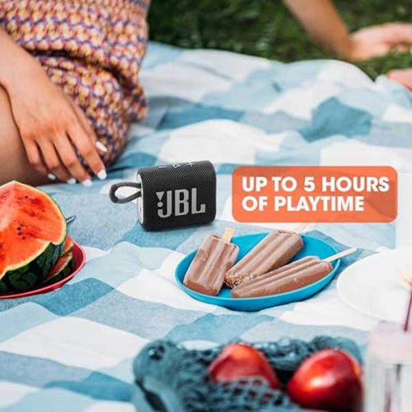 JBL Go 3 - Portable Mini Bluetooth Speaker, big audio and punchy bass, IP67 waterproof and dustproof, 5 hours of playtime, speaker for home, outdoor and travel (Teal)
