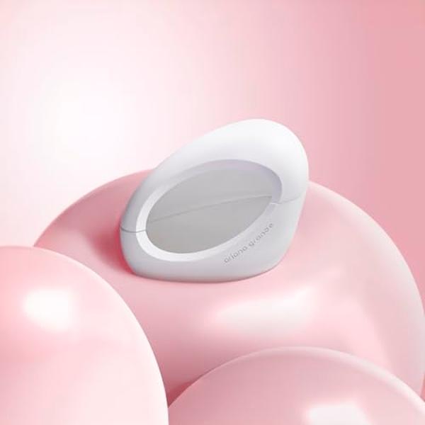 Ariana Grande MOD Vanilla Eau De Parfum – Gourmand Musk Fragrance for Women – Women's Perfume with Notes of Vanilla, Cocoa Butter, Plum & Jasmine – 1 Fl Oz