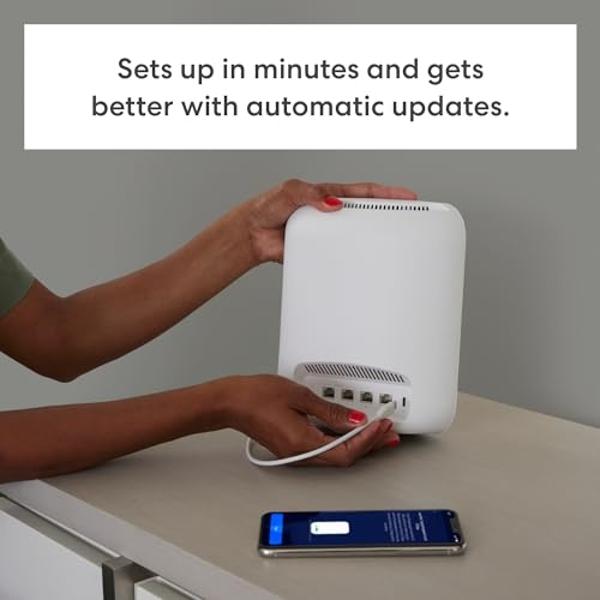 Amazon eero Max 7 mesh wifi router (newest model) - Supports internet plans up to 10 Gbps, Coverage up to 2,500 sq. ft., Connect 250+ devices, 1-pack