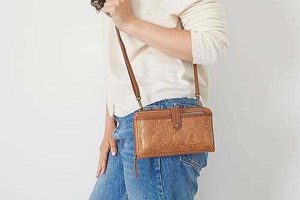 The Sak Iris Smartphone Crossbody Purse - Women's Cellphone Bag & Wallet For Everyday - Convertible Wristlet With Zipper in Suede Multi Patch/Leather