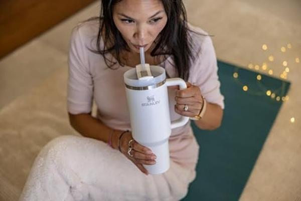 Stanley Quencher H2.0 Tumbler with Handle and Straw 40 oz | Flowstate 3-Position Lid | Cup Holder Compatible for Travel | Insulated Stainless Steel Cup | BPA-Free | Frost