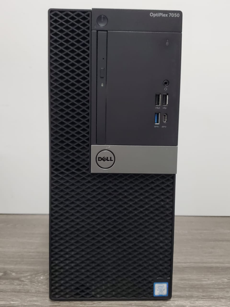 CPU CORE I7 7MA GEN 32GB RAM 480GB SSD TECLADO Y MOUSE