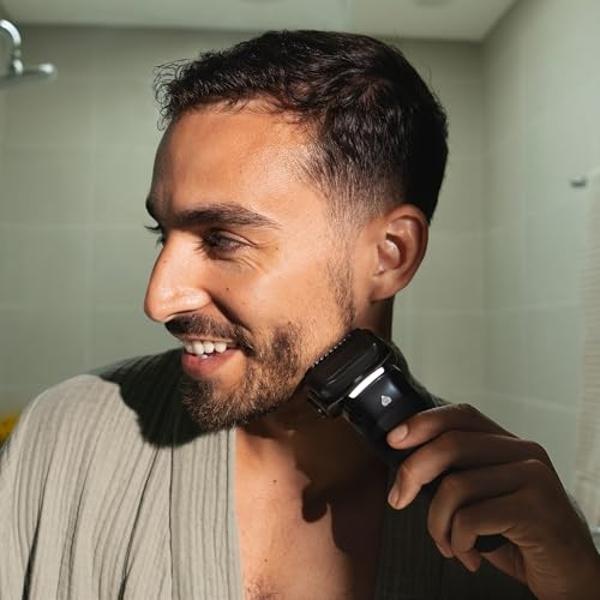 Braun Electric Razor for Men, Series 3 310s Electric Foil Shaver, Rechargeable, Wet & Dry