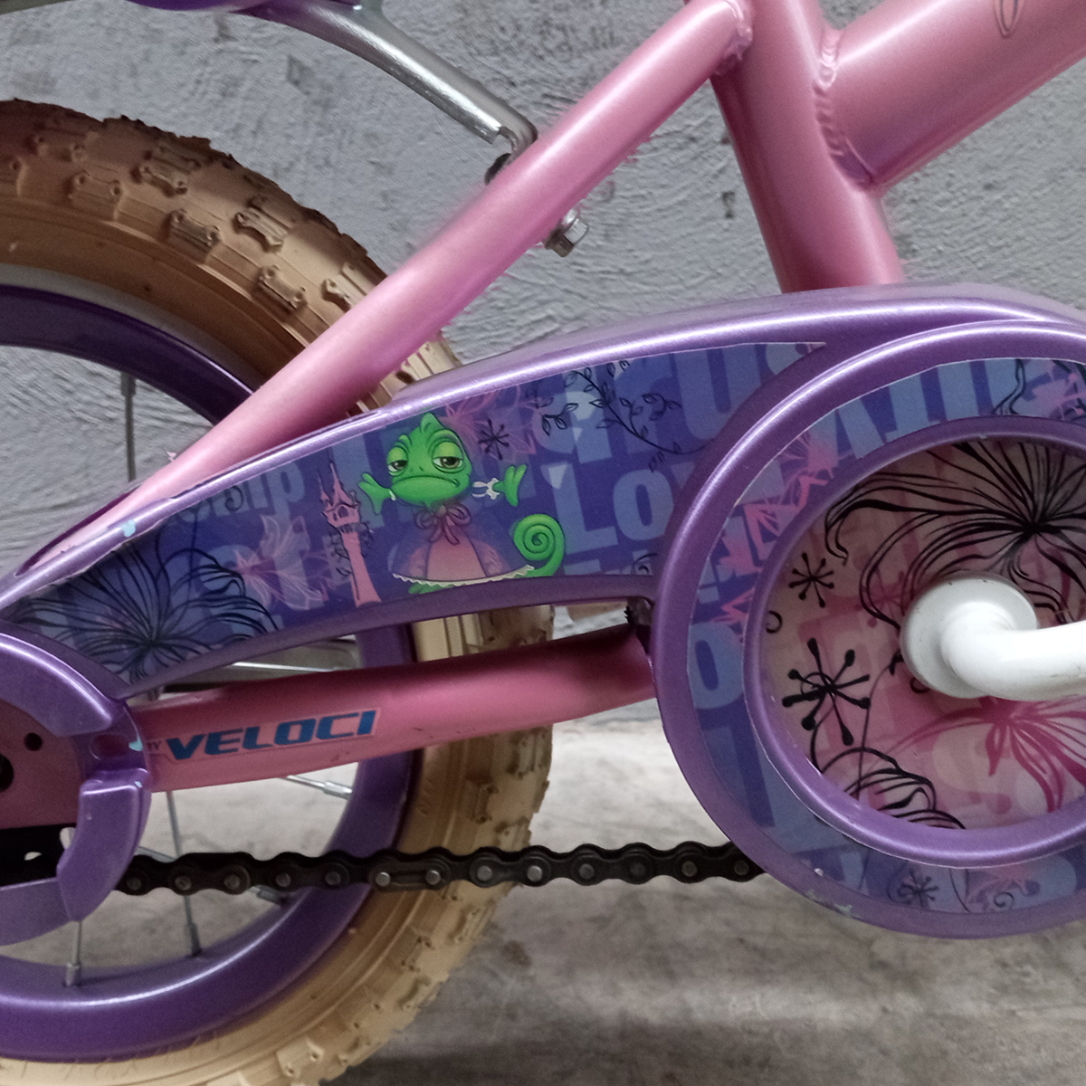 Bicicleta Veloci Reacondicionado Rapunzel Light R16 Rosa