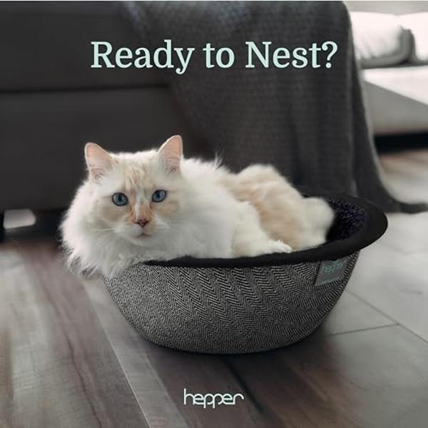 Hepper Cat Nest - Washable Cat Bed with Removable Fluffy Fleece Liner - Cozy Comfy Calming Cat Bed Round Shape - Cat Warming Bed - Donut Cat Bed Desk Ready - Small Cat Bed for Indo