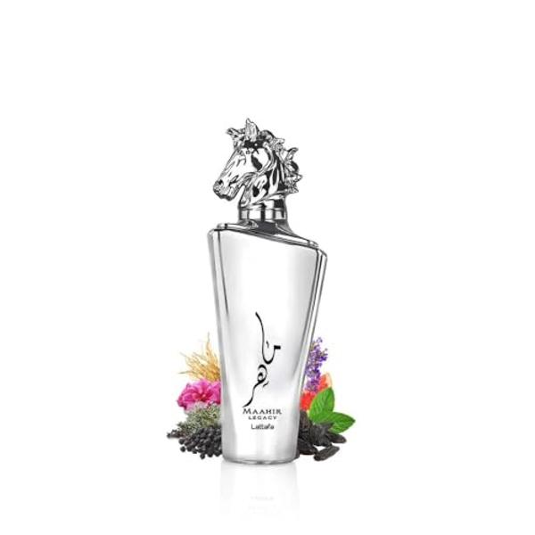 Nautica Voyage Eau de Toilette 3.3 fl oz (Pack of 1), Notes of Apple, Cedarwood, Mimosa, Men's Fragrance, Long Lasting, Everyday Fragrance, Travel Size
