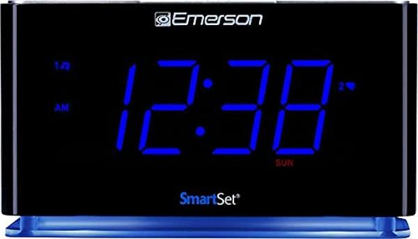 Emerson Radio SMARTSET PLL Radio Alarm Clock with 1.4” Blue LED, Bluetooth Speaker and Night Light + ER-WC100 Emerson Radio 10W Fast Wireless Charger (Black)